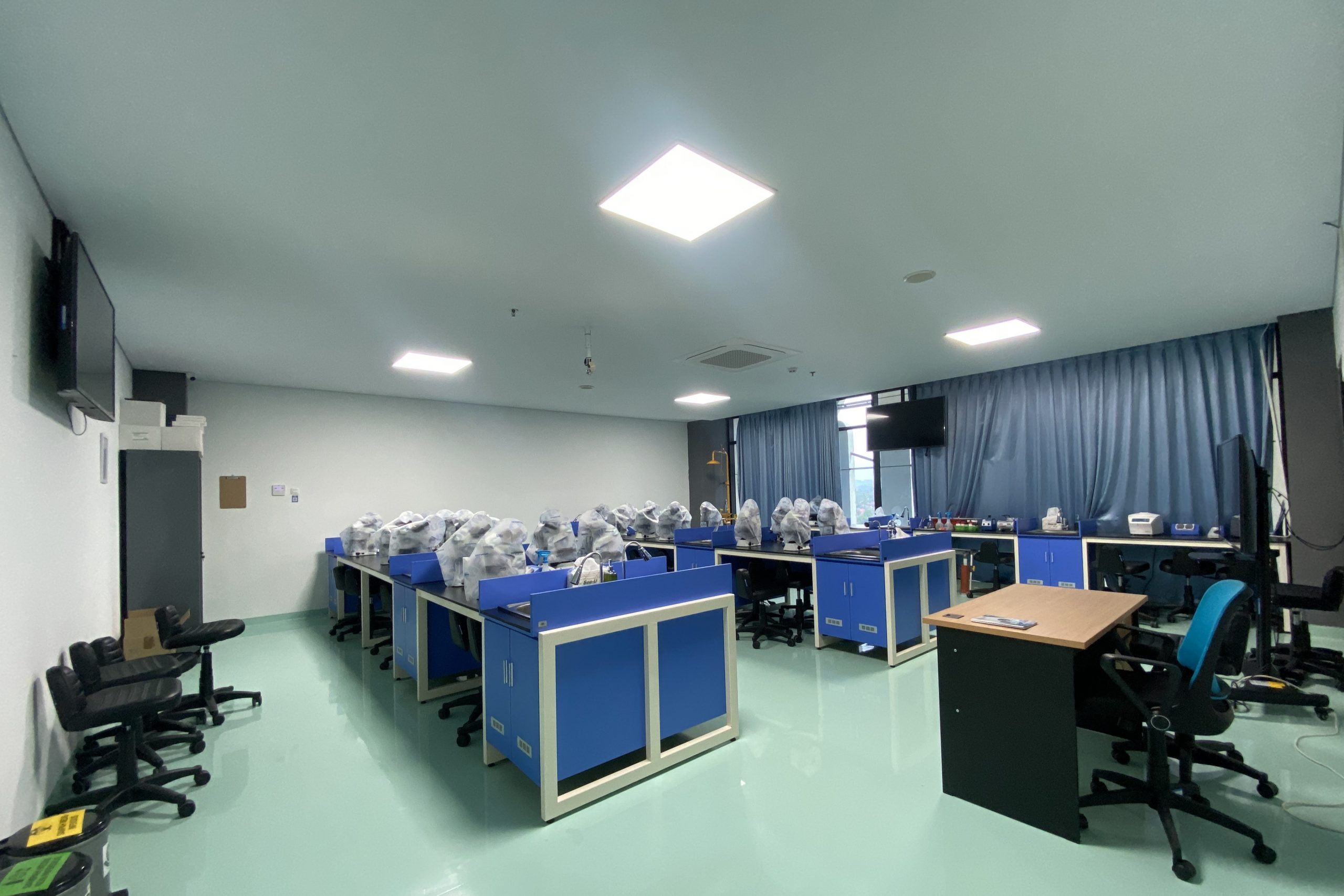 Biologi-Farmasi-scaled Laboratorium Kebidanan Kehamilan