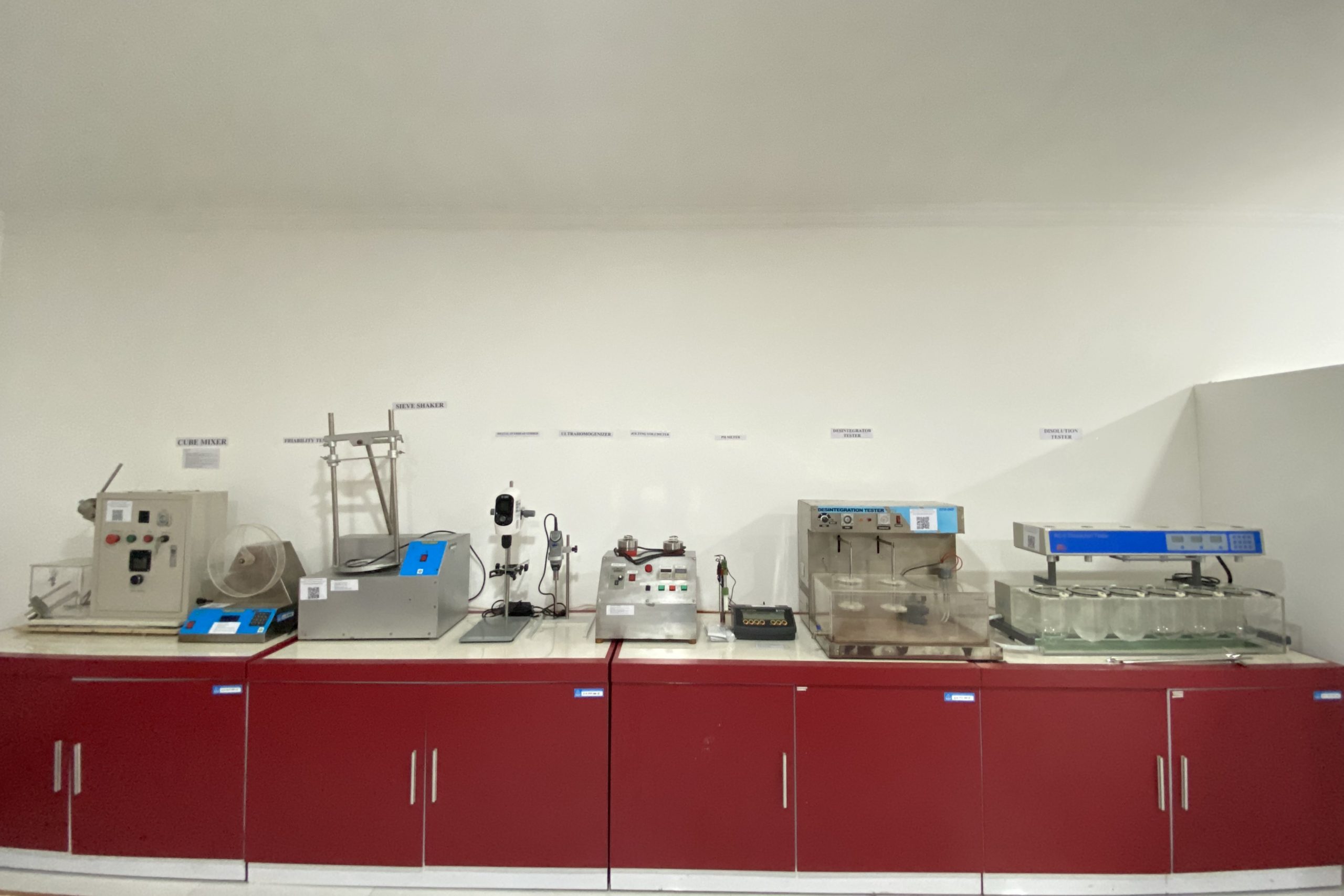 Teknologi-Farmasi-scaled Laboratorium Kebidanan Kehamilan
